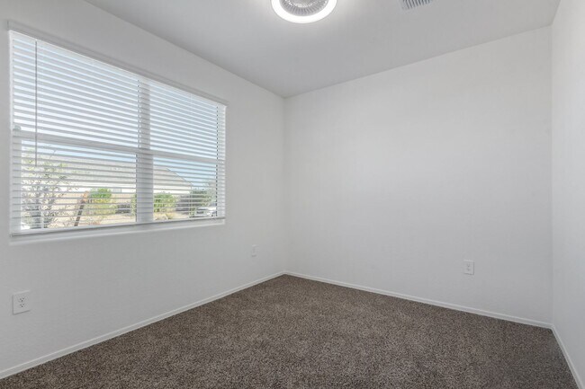 Building Photo - Beautiful 5-Bed Dream Home in The Village at Copper Basin