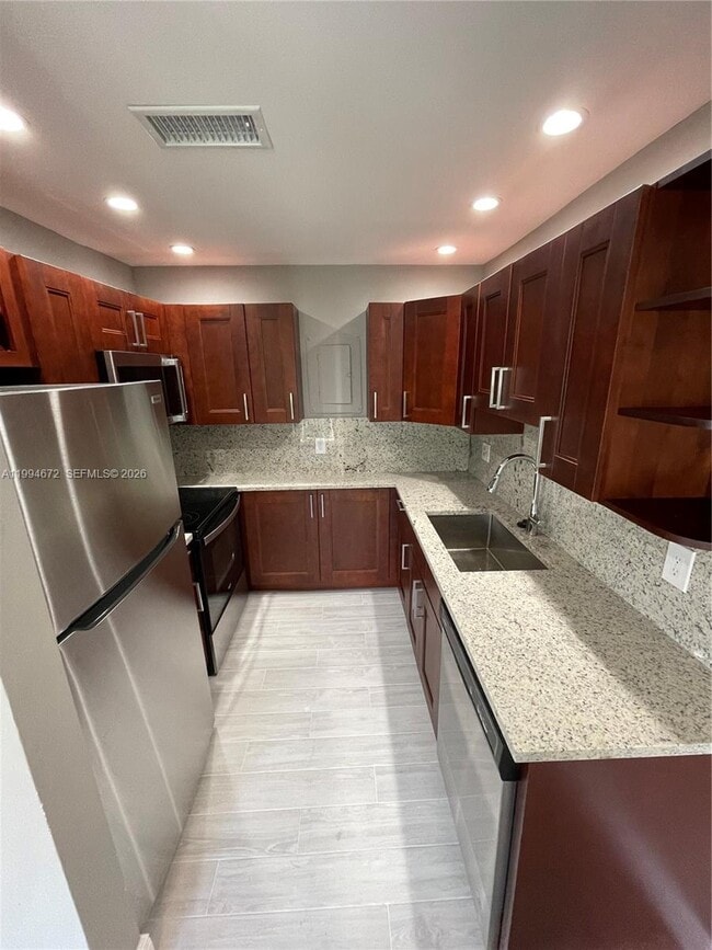 Building Photo - 8911 NW 28th Dr