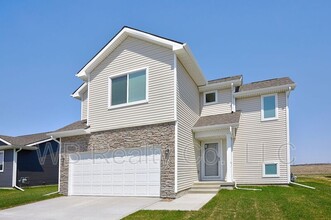 Building Photo - 1235 Locust St