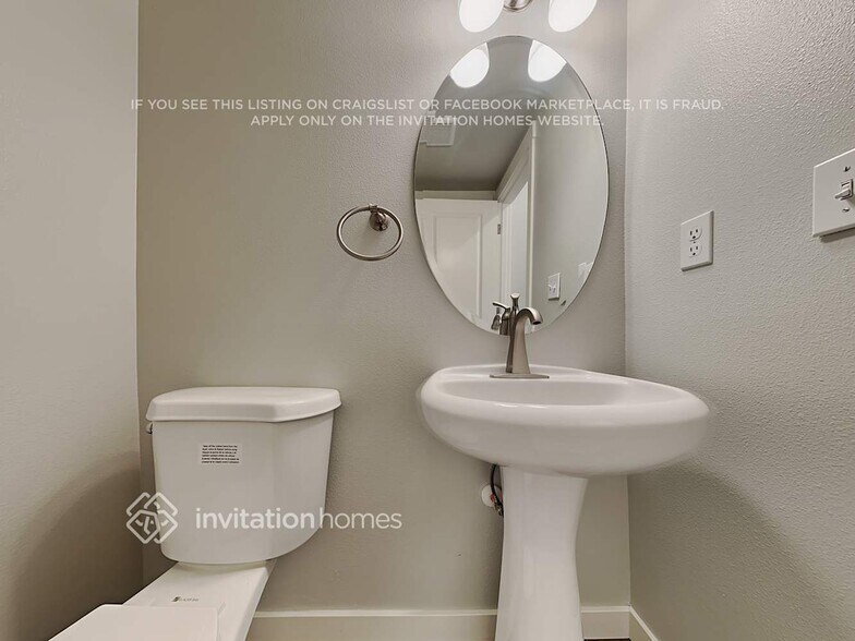 Building Photo - 9312 Stevens Ct NE