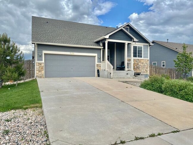 Building Photo - Tri-level in Park Meadows Subdivision- Wel...