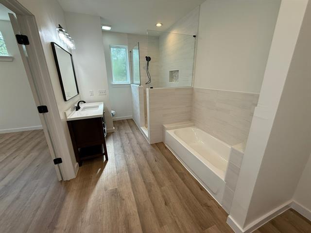 Building Photo - 145 Greenbriar Ct