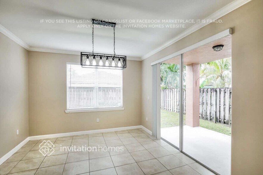 Building Photo - 14004 SW 154th St