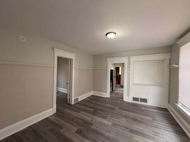 Building Photo - Washington Heights