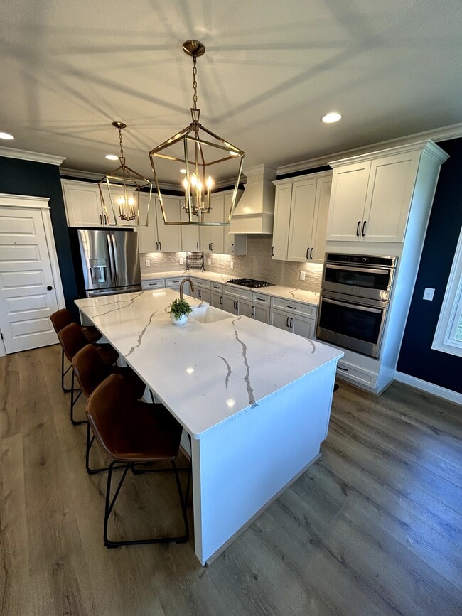 Building Photo - 1000 Alrich Ct