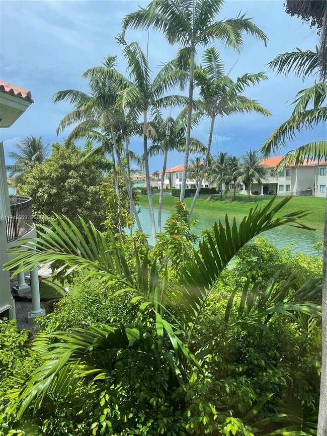 Building Photo - 19383 SW 79th Ave