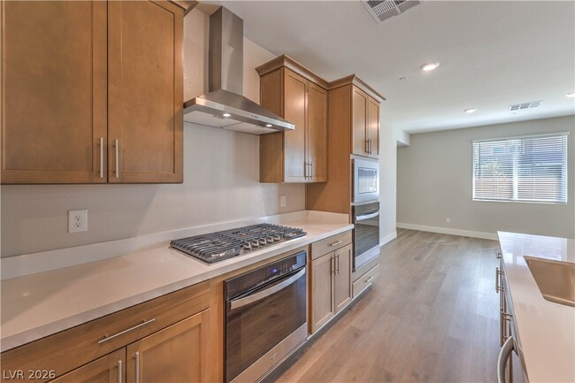 Building Photo - 497 Chestnut Falcon Ave