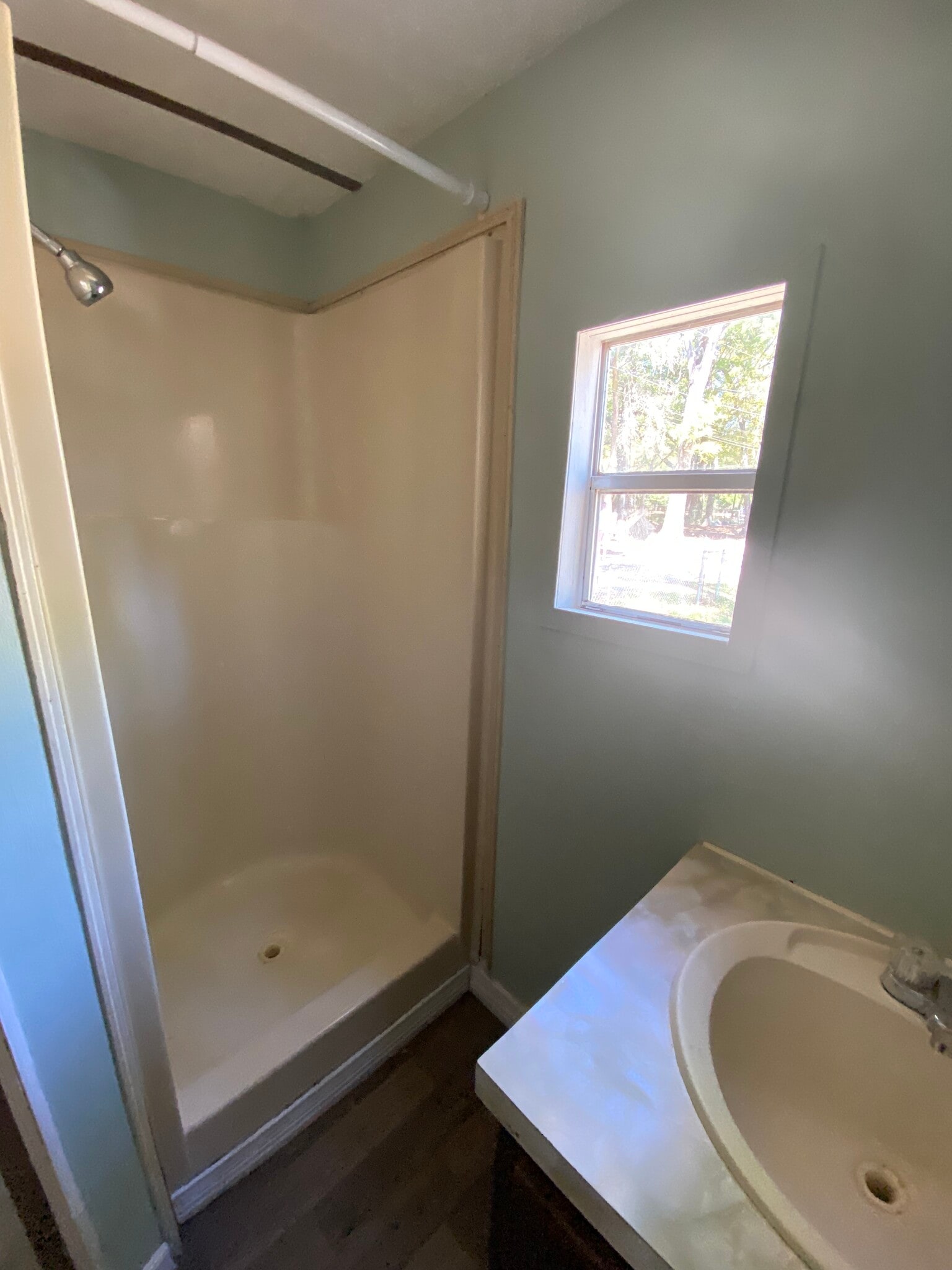 Building Photo - 2207 Dora Dr