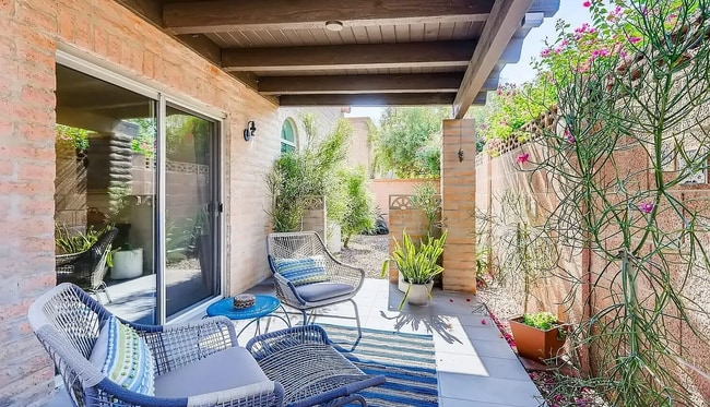 Building Photo - 6834 N 17th Pl