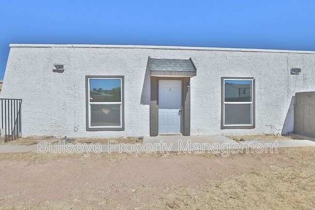 Primary Photo - 1548 E 26th Ave