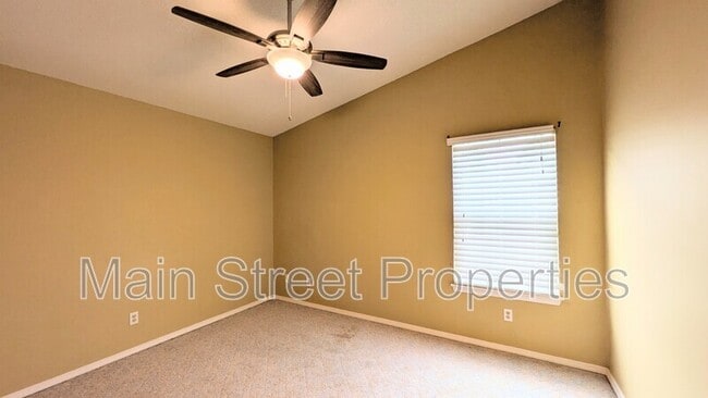 Building Photo - 7171 N 9th Ave