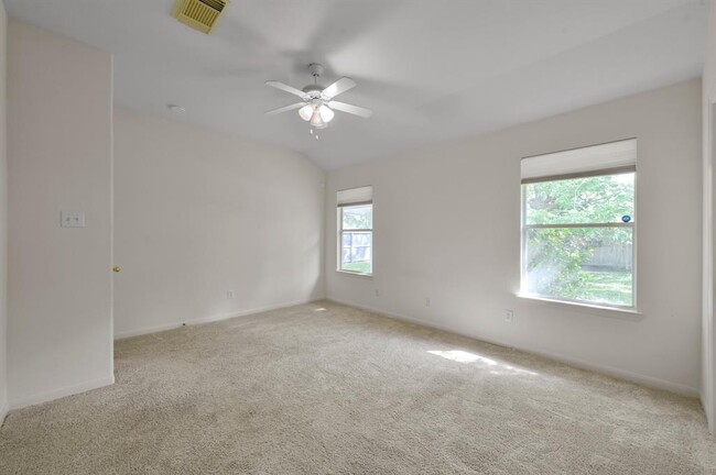 Building Photo - 32503 Hadden Park Ct