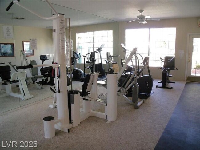 Building Photo - GORGEOUS 2nd FLOOR UNIT IN DESIRABLE GATED...