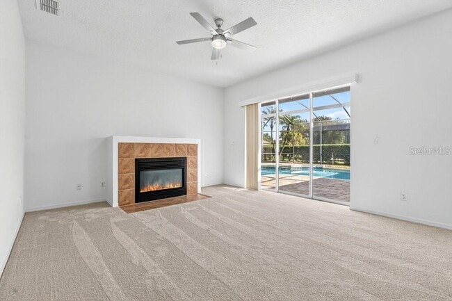 Building Photo - 10337 Pointview Ct