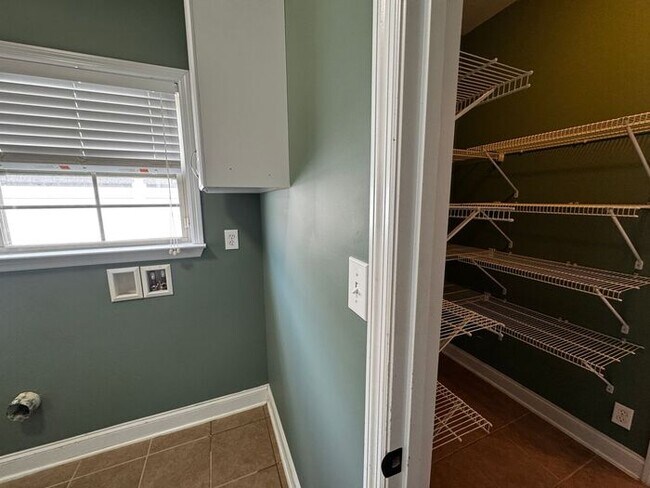 Building Photo - Near Redstone Arsenal Gate 1 with fence, storm shelter and AMAZING spa shower in primary suite