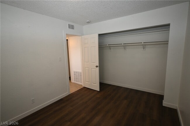 Building Photo - 2301 Stewart Ave