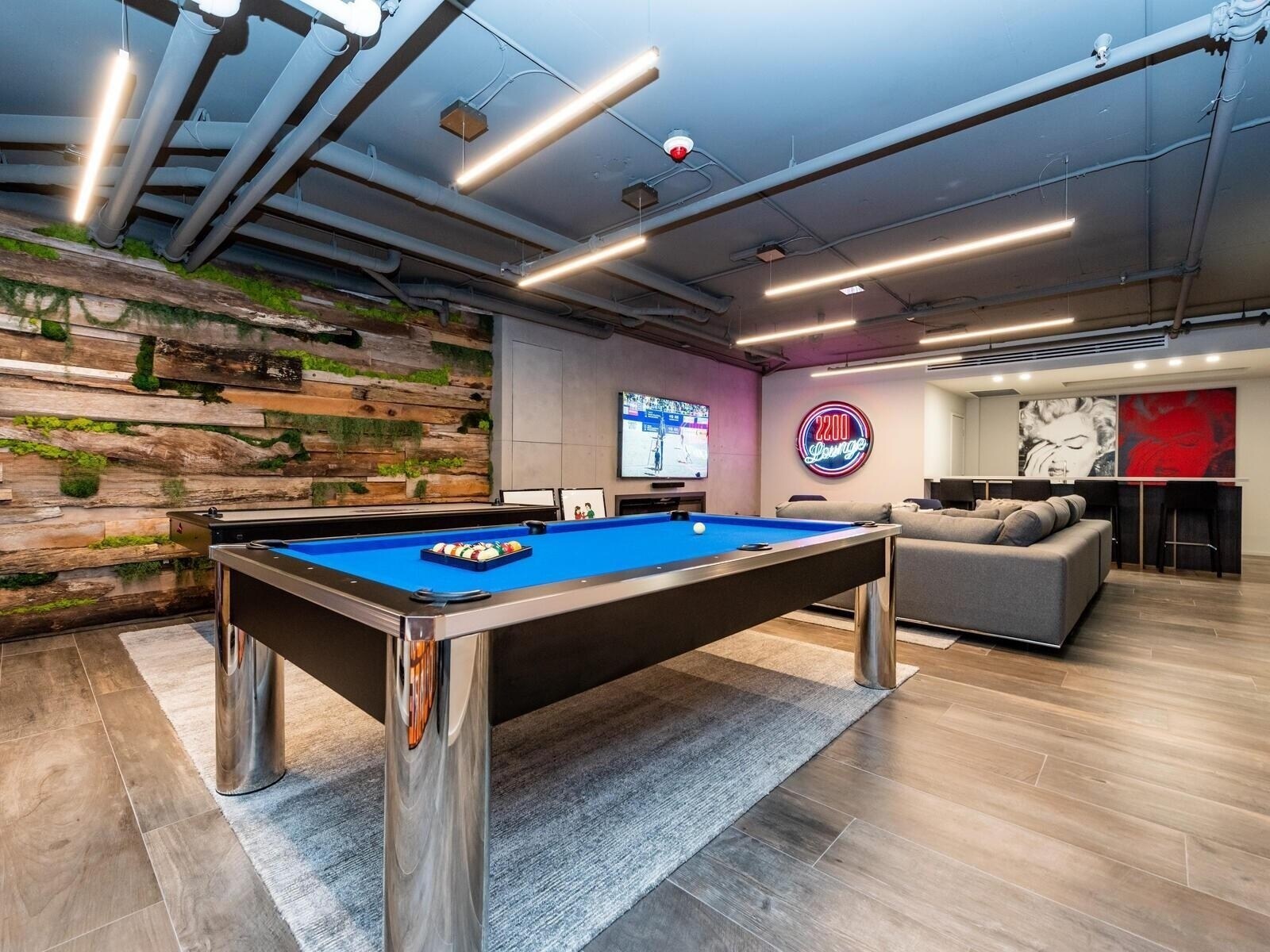 Building Photo - 1100 Biscayne Blvd