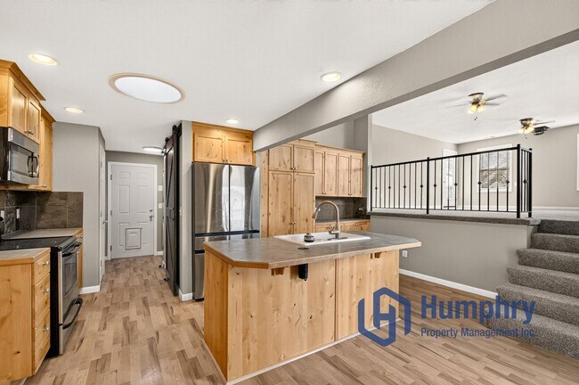 Building Photo - 13159 Ocotillo Dr