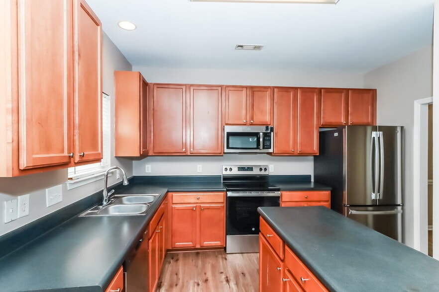 Building Photo - 1316 Kersey Glen Ln