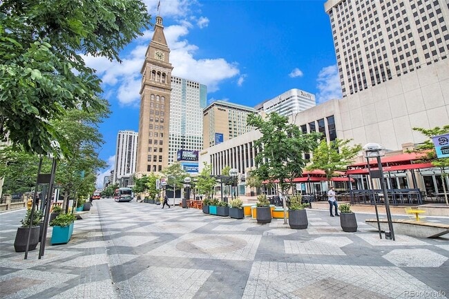 Building Photo - 1020 15th St