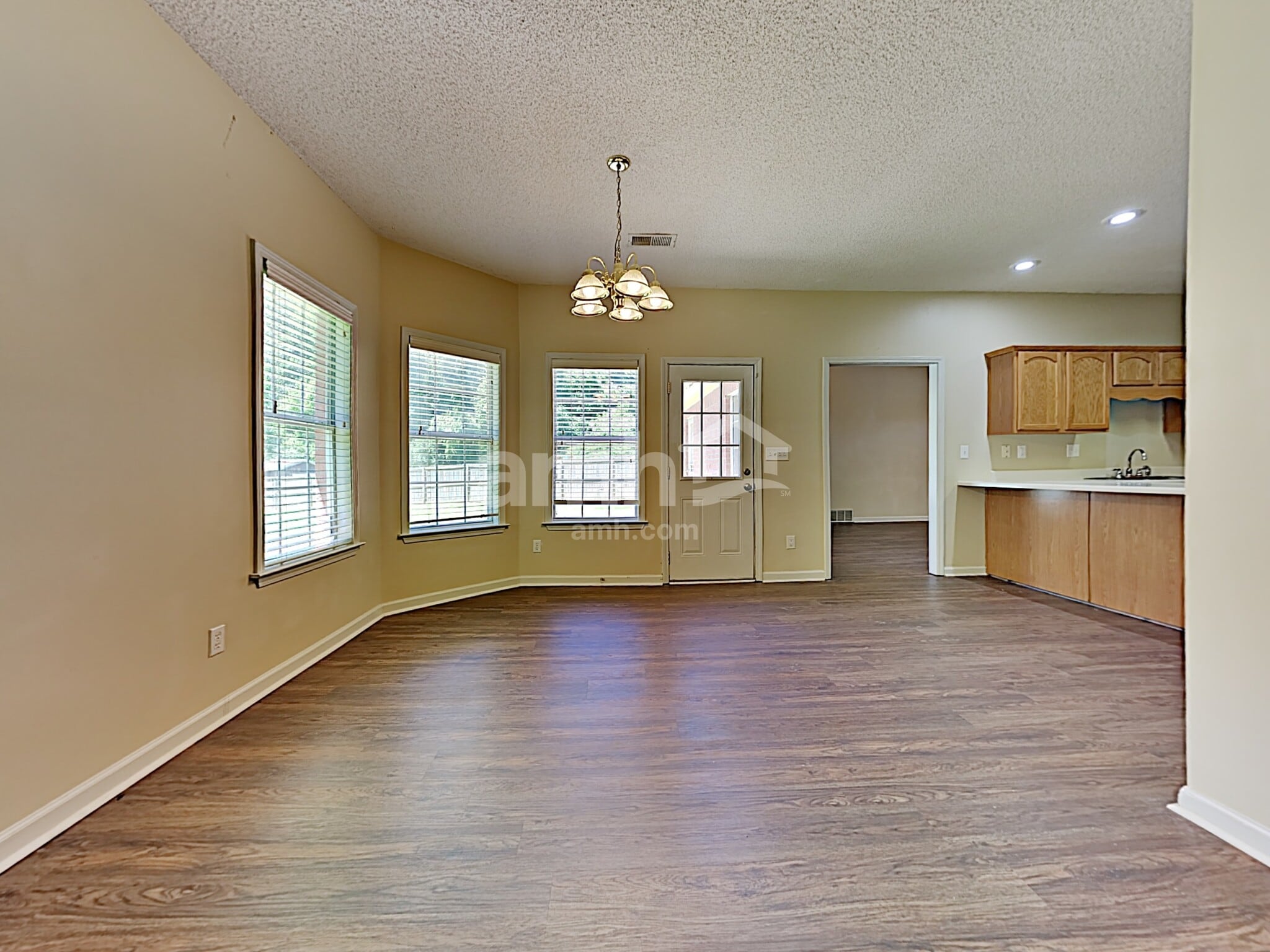 Building Photo - 548 Wesley Woods Dr