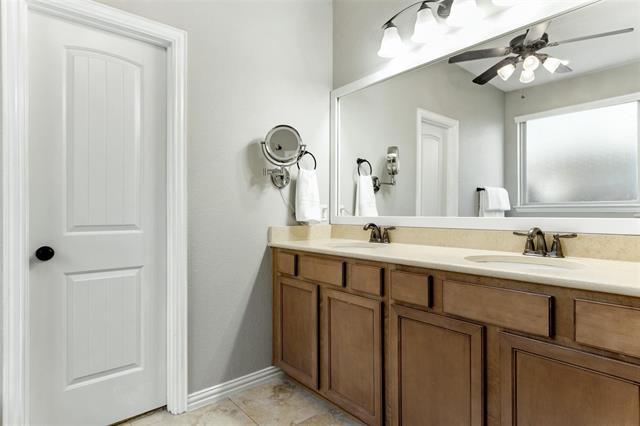 Building Photo - 1625 Falconet Ct