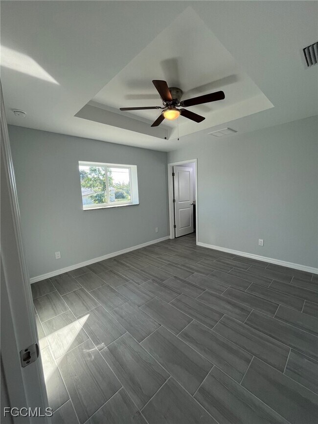 Building Photo - 5637 Genesee Pkwy