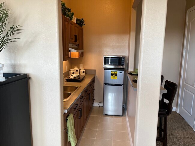 Building Photo - 7879 Opal Ave