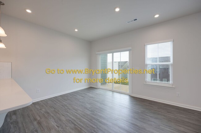 Building Photo - 632 Exmoor Dr
