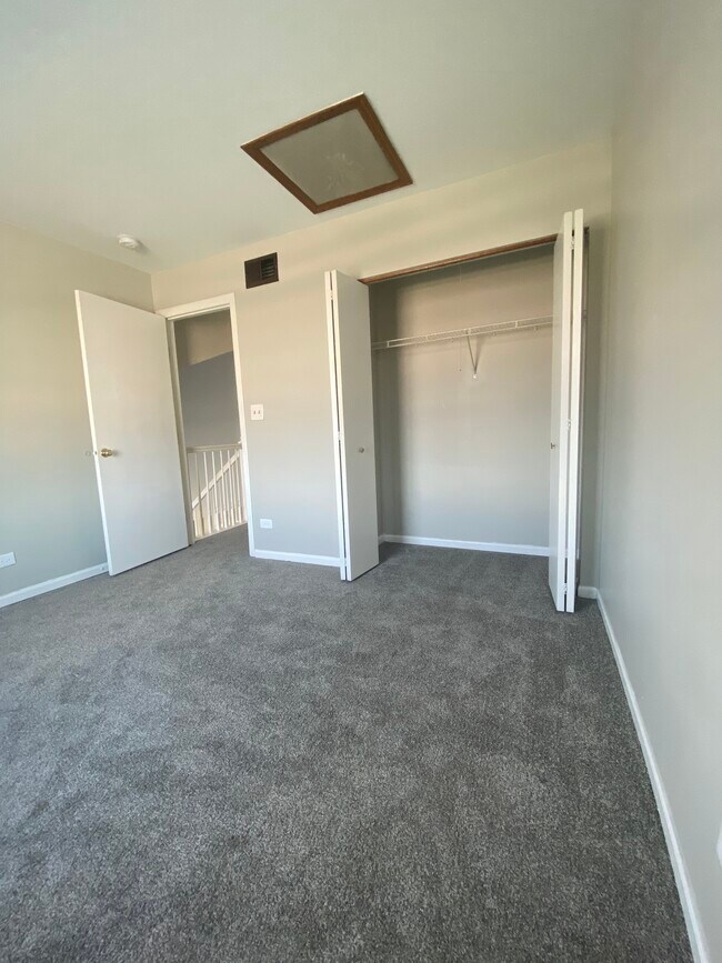 Building Photo - 13380 W Heiden Cir