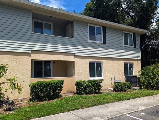 Building Photo - 228 Thorntree Pl