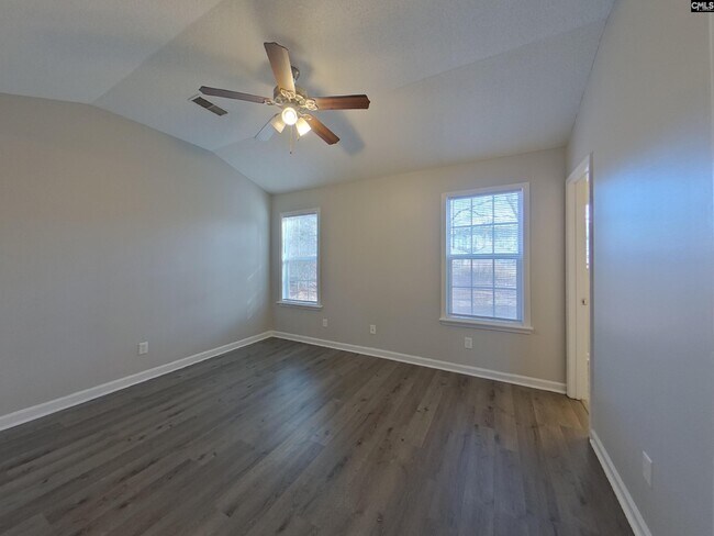 Building Photo - 500 Rockhaven Dr