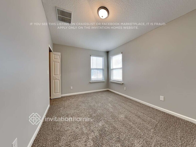 Building Photo - 170 Prairie Ridge Dr