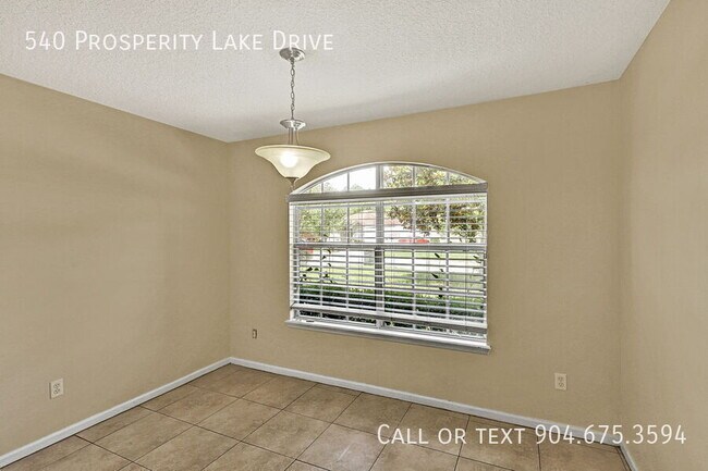 Building Photo - 540 Prosperity Lake Dr