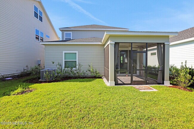 Building Photo - 174 Killarney Ave