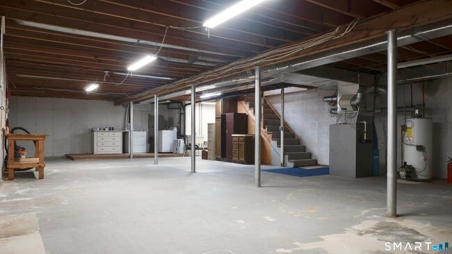 Building Photo - 23 Derbyshire