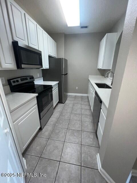 Building Photo - 7801 Point Meadows Dr