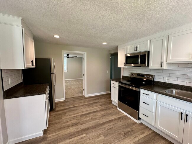 Recessed dimmable lighting - 2304 Belle Ave NE