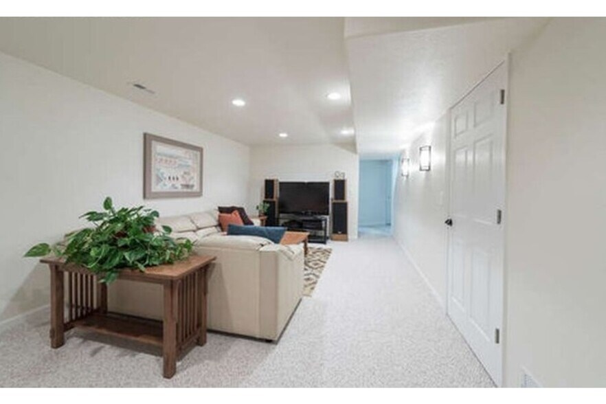 Building Photo - 2689 W 126th Dr