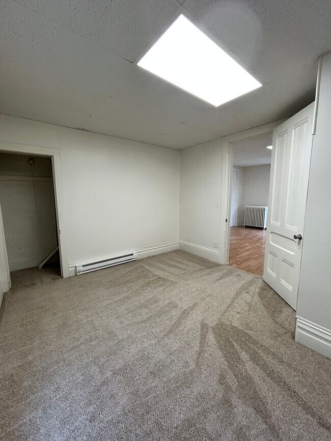 Building Photo - Two bedroom duplex