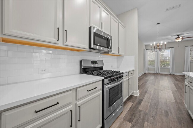 Building Photo - 18503 Gratification Ln