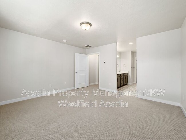 Building Photo - 15083 S Reins Wy