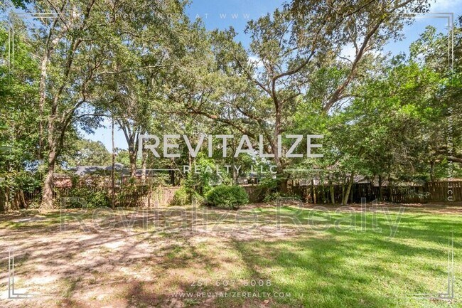 Building Photo - 2949 Cloverland Ct
