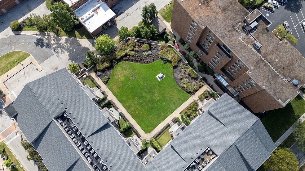 Building Photo - 16800 Van Aken Blvd