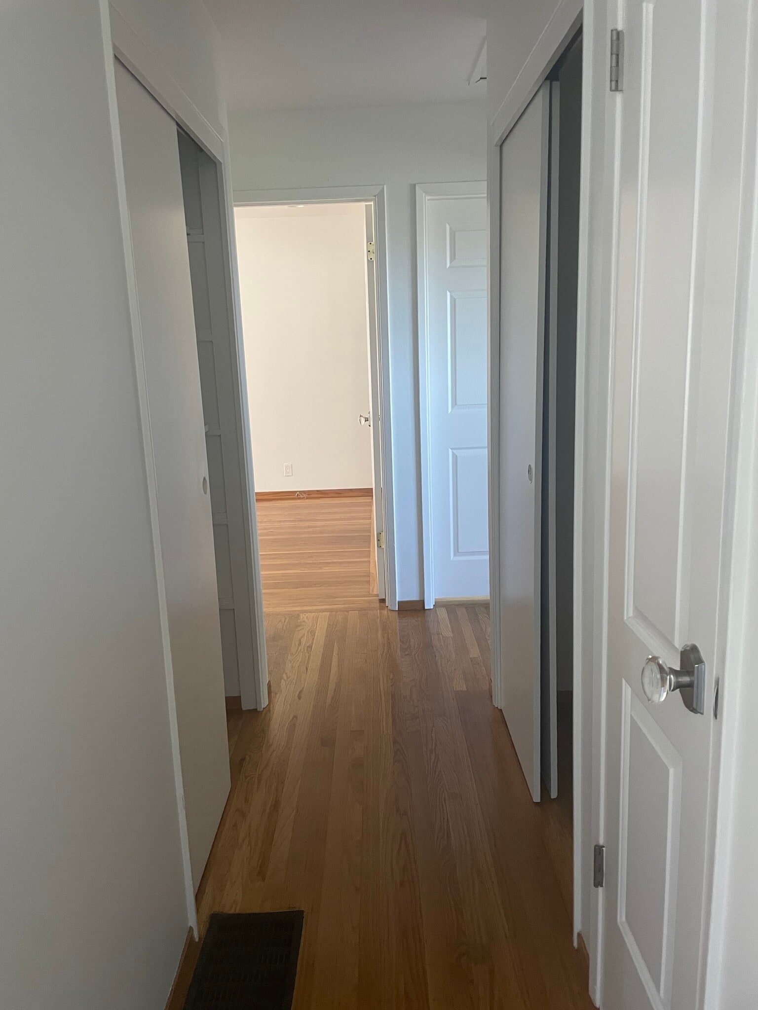 Building Photo - 191 Fernwood Dr