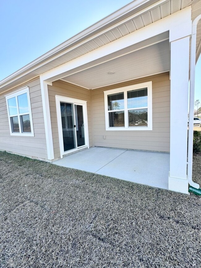 Building Photo - Brand New! Central Conway Location in Kingston Bay! Beautiful Pond View!