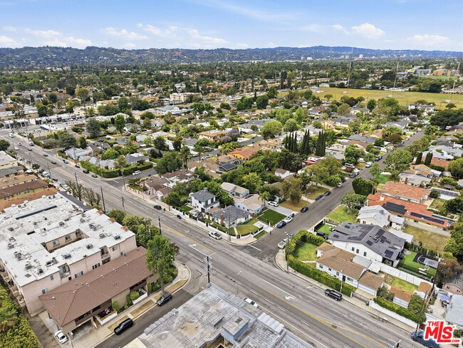 Building Photo - 12500 Miranda St