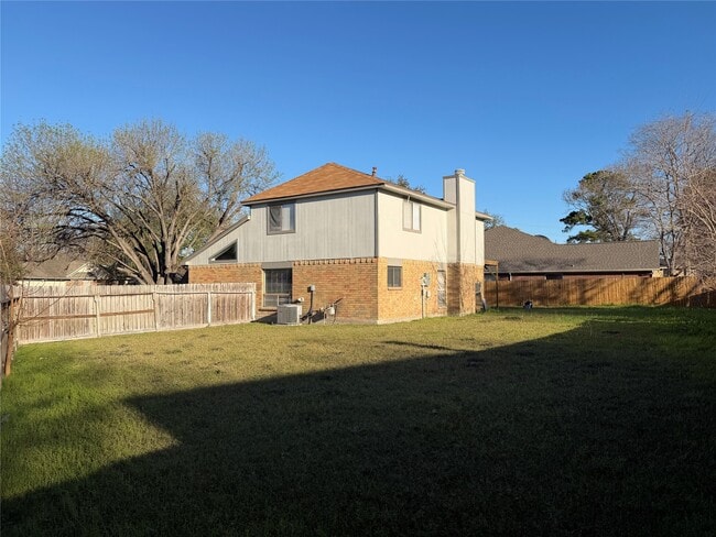 Building Photo - 12230 Kleinmeadow Dr