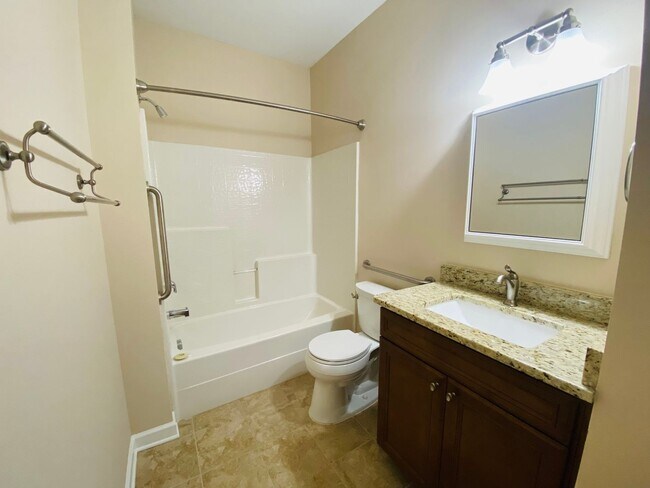 Building Photo - Luxury 3 Bedroom  Townhome in South Durham...