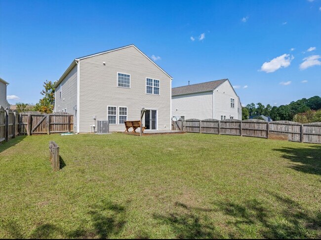 Building Photo - 4810 Rockport Dr